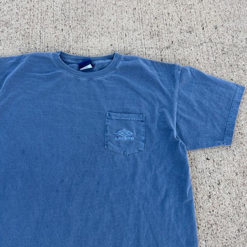 Vintage umbro pocket tee vintage Large